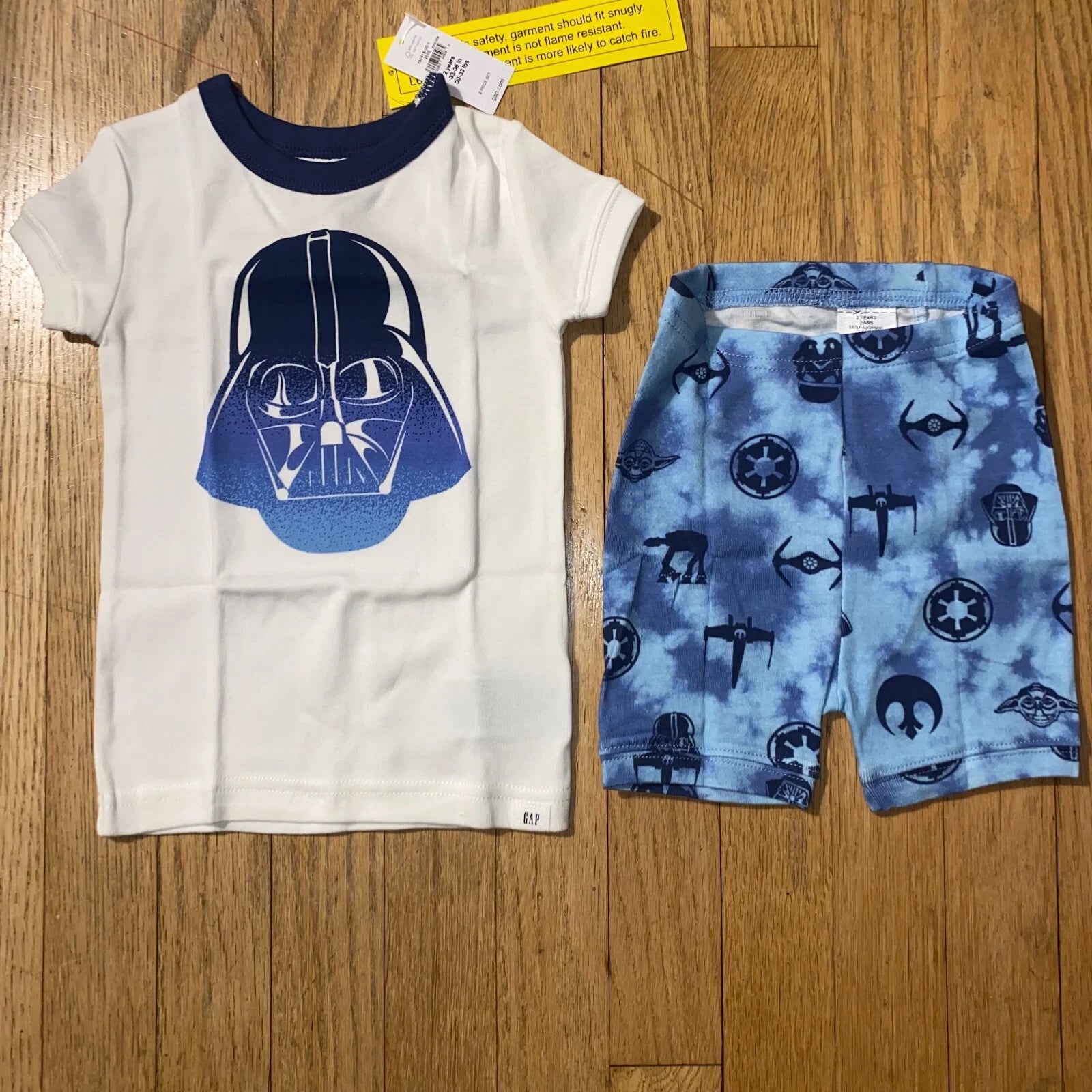 NWT BabyGap Star Wars Darth Vader Short Sleeve Organic Cotton PJ Set (2T & 3T)