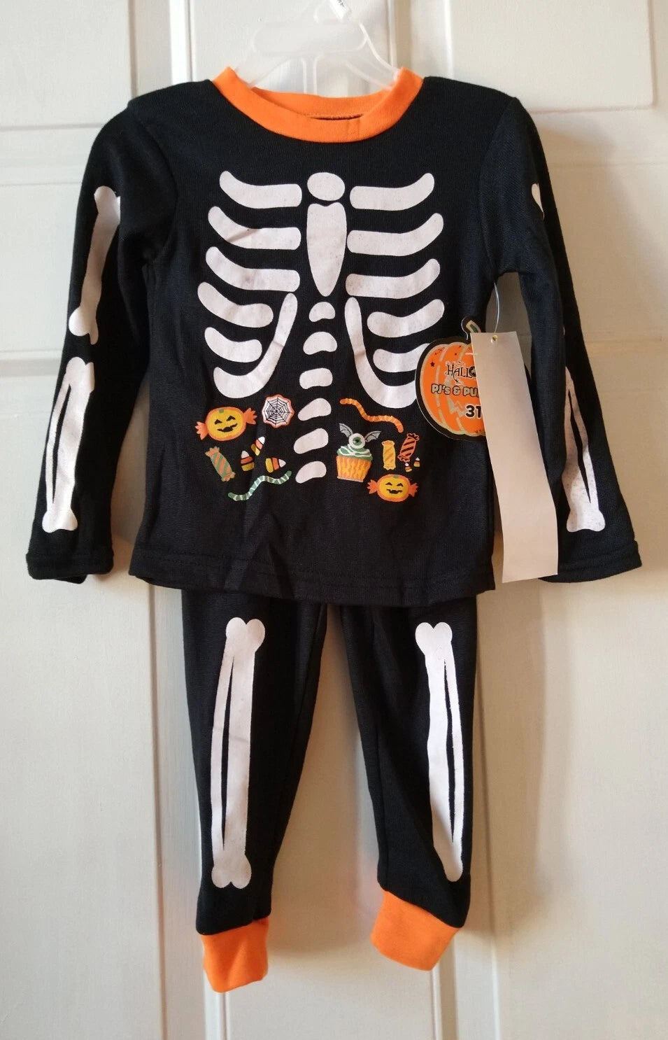 PJS & PUMPINS KID PAJAMA SET, SIZE 2T or 3T